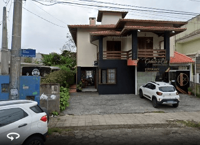 Building exterior of Coliving Muní in Córrego Grande, Florianópolis