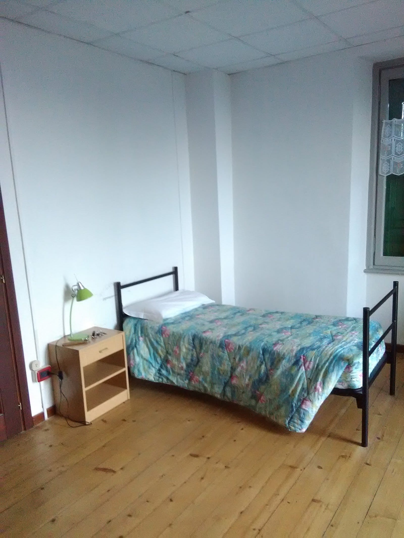 Female Dorm (3 beds)